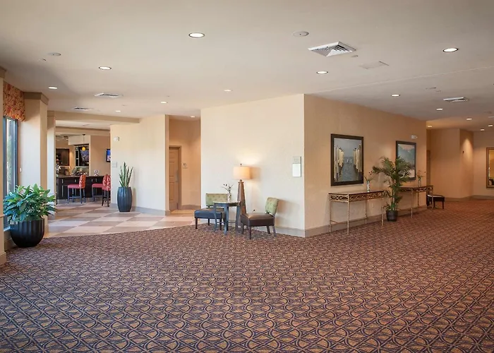 Hilton Garden Airport/medical Center Hotel 3*