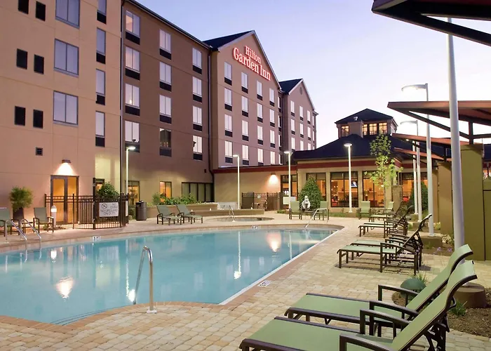 Hilton Garden Airport/medical Center 3*